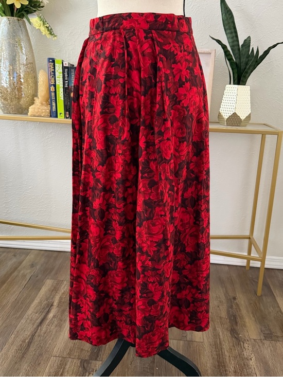 Pendleton Dresses & Skirts - Pendleton Red Floral Maxi Skirt